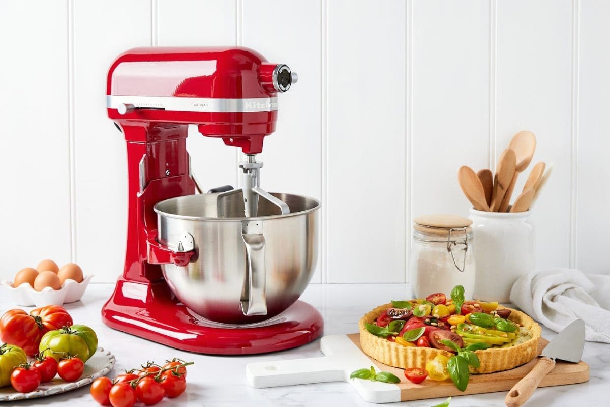 KitchenAid 5.6L Artisan Bowl-Lift Stand Mixer - Empire Red (5KSM60SPXAER)